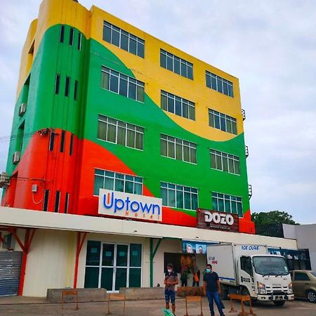 Uptown Hotel Семпорна Екстериор снимка